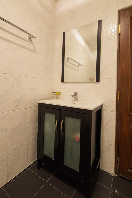 Luxury Town House In The Heart Of The Old City Чиангмай Экстерьер фото