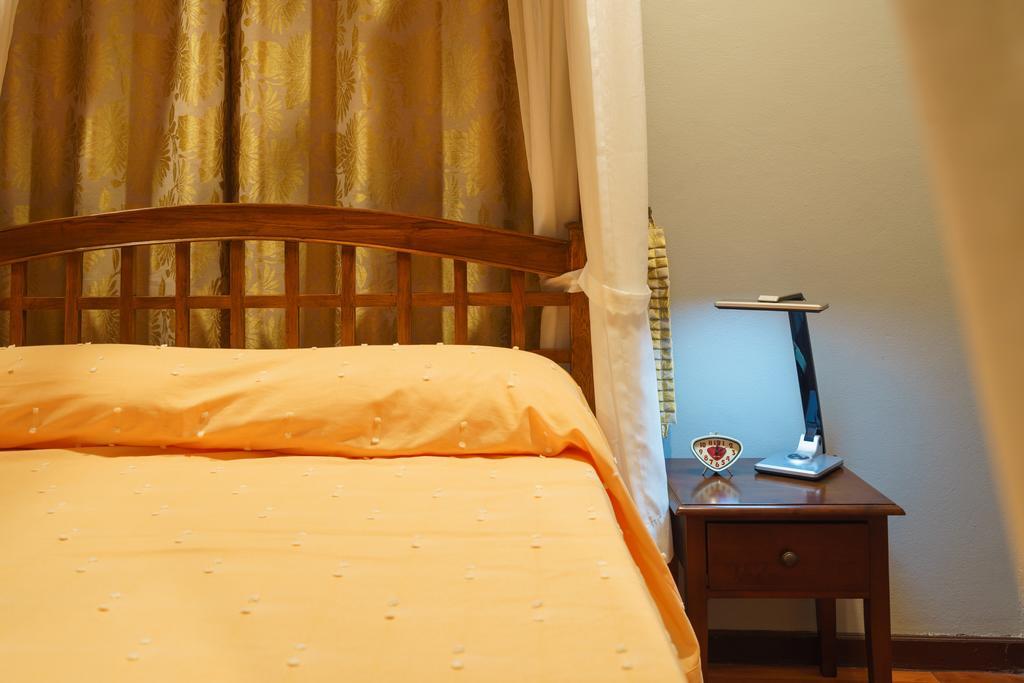Luxury Town House In The Heart Of The Old City Чиангмай Экстерьер фото