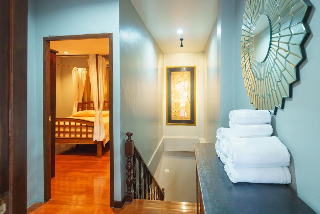 Luxury Town House In The Heart Of The Old City Чиангмай Экстерьер фото