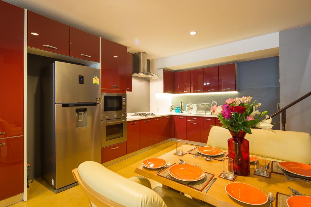 Luxury Town House In The Heart Of The Old City Чиангмай Экстерьер фото