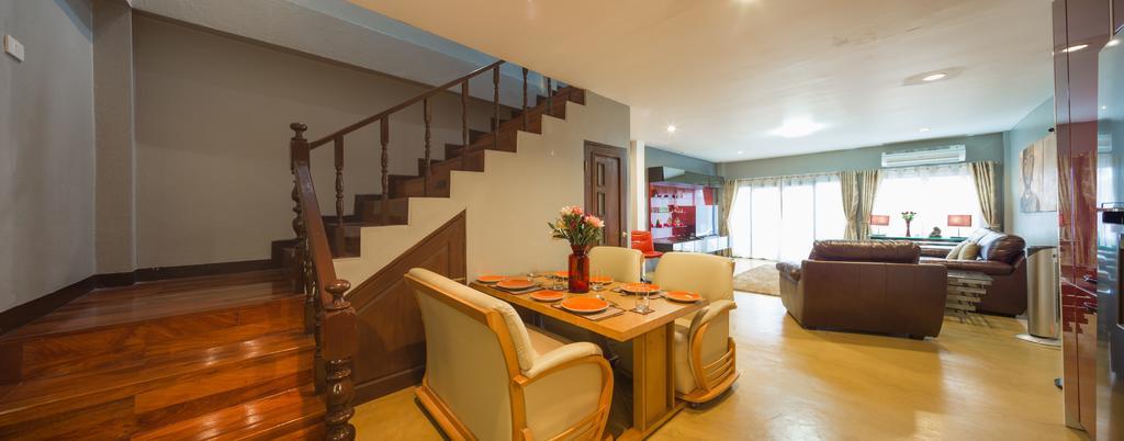 Luxury Town House In The Heart Of The Old City Чиангмай Экстерьер фото