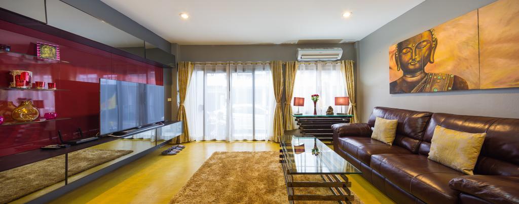 Luxury Town House In The Heart Of The Old City Чиангмай Экстерьер фото